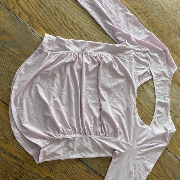 FREE PEOPLE light pink cut out back, thumb holes, ruched sides/exc cond/XL - Picture 6 of 6